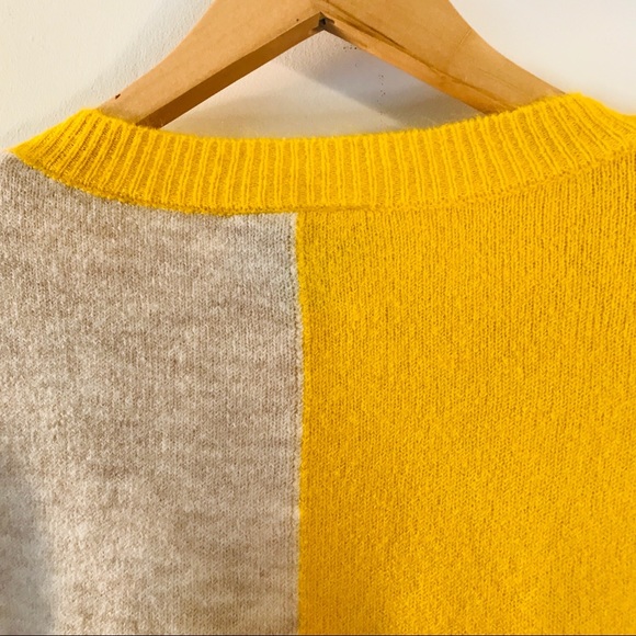 SS Sweater - Picture 4 of 11